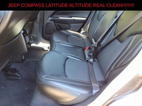 Used 2023 Jeep Compass Latitude w/ Sun and Sound Group AWD/4WD image 11