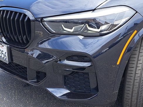 Used 2022 BMW X5 xDrive40i w/ M Sport Package AWD/4WD image 34