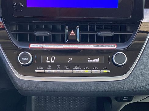 Certified 2025 Toyota Corolla LE image 12