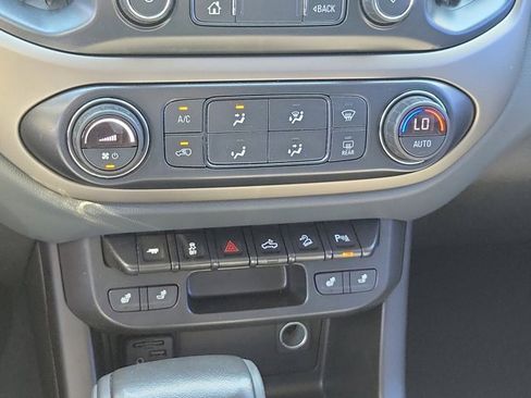 Used 2019 Chevrolet Colorado Z71 image 28