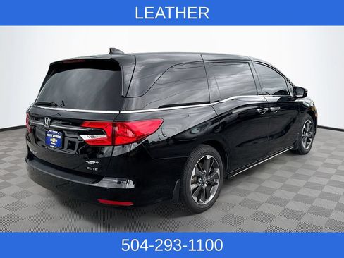 Used 2024 Honda Odyssey Elite image 7