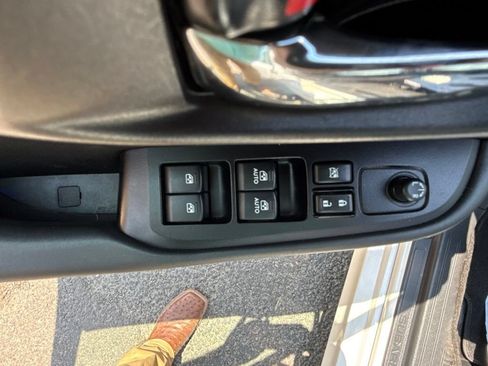 Used 2015 Subaru Legacy 2.5i Premium AWD/4WD image 12