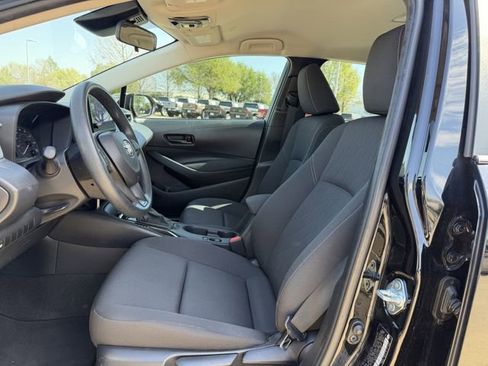 Used 2023 Toyota Corolla LE image 23