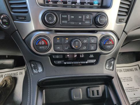 Used 2017 Chevrolet Tahoe Premier AWD/4WD image 18