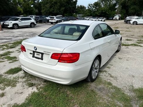 Used 2013 BMW 328i xDrive Coupe AWD/4WD image 4