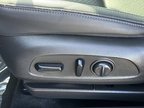 Used 2022 Buick Encore GX Essence w/ Advanced Technology Package image 22