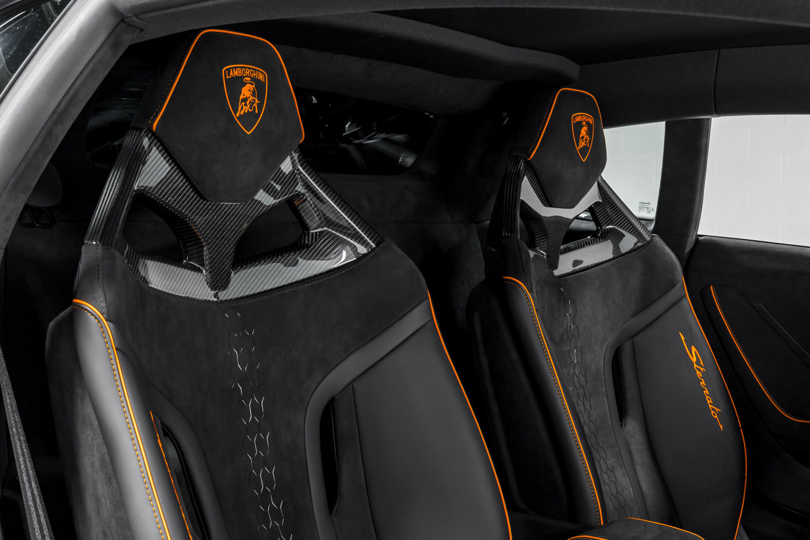 Used 2023 Lamborghini Huracan Sterrato AWD/4WD image 36