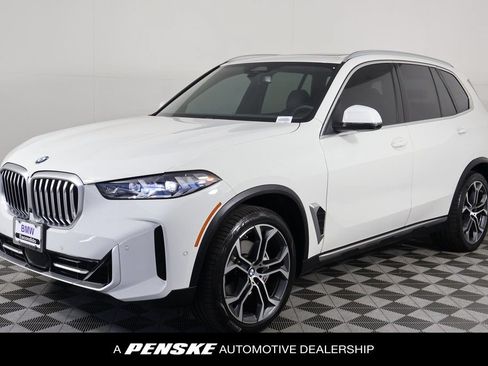 Used 2024 BMW X5 sDrive40i w/ Premium Package RWD image 1