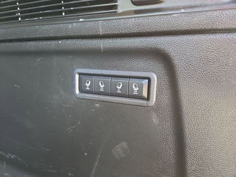 Used 2024 Jeep Wagoneer L Series III w/ Flexible Seating Group image 34