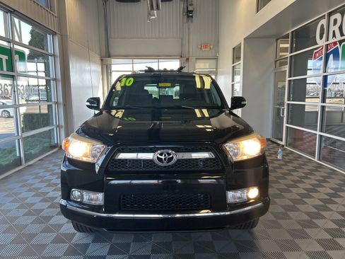 Used 2010 Toyota 4Runner SR5 image 2