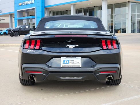 Used 2024 Ford Mustang Premium image 7