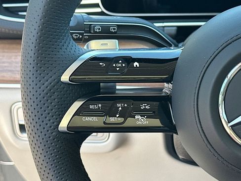 New 2026 Mercedes-Benz GLS 450 4MATIC image 27