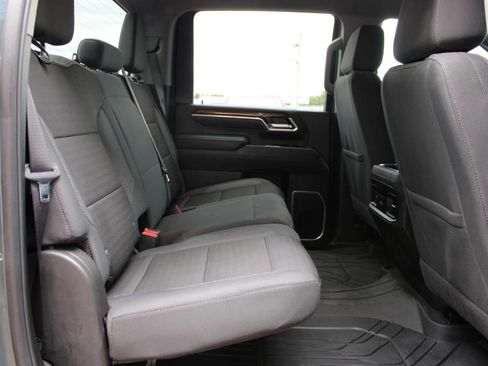 Used 2025 Chevrolet Silverado 2500 LT w/ Trail Boss Package AWD/4WD image 48