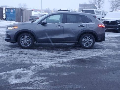 Certified 2026 Honda HR-V LX image 4