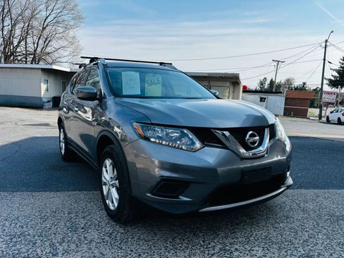 Used 2016 Nissan Rogue SV AWD/4WD image 1