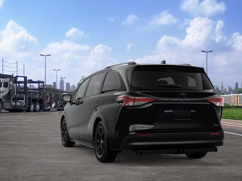 New 2026 Toyota Sienna XLE Woodland Edition AWD/4WD image 9