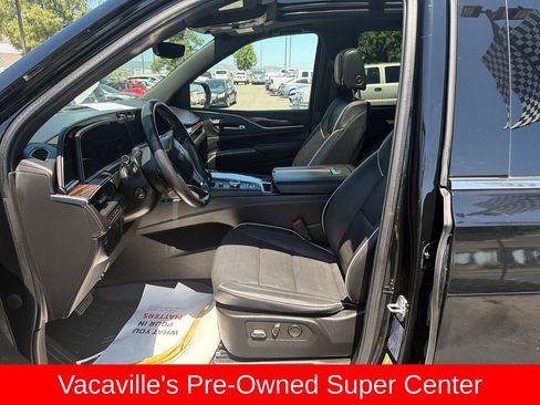 Used 2023 Cadillac Escalade Premium Luxury AWD/4WD image 9