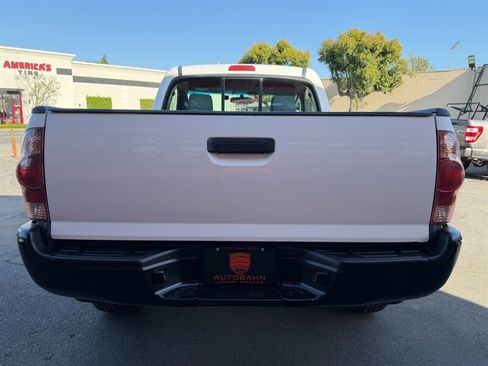 Used 2006 Toyota Tacoma PreRunner w/ Standard Pkg #2 RWD image 18