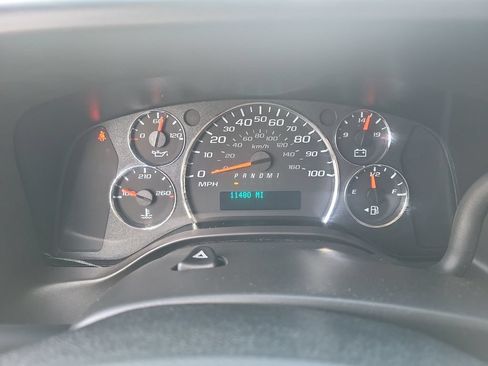Certified 2025 Chevrolet Express 2500 w/ Driver Convenience Package RWD image 7