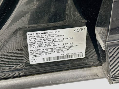 Used 2023 Audi Q4 e-tron Premium Plus RWD image 12