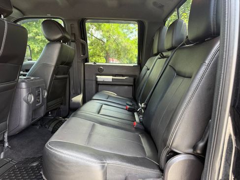 Used 2016 Ford F250 Lariat w/ Chrome Package AWD/4WD image 36