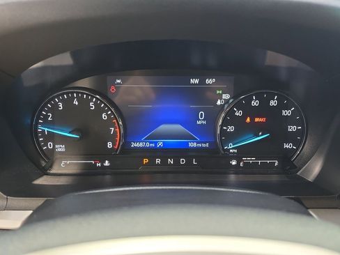 Used 2023 Ford Explorer XLT w/ Equipment Group 202A AWD/4WD image 22