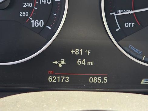 Used 2017 BMW 330e RWD image 32