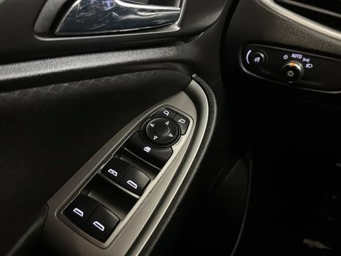 Used 2022 Chevrolet Malibu LT FWD image 16