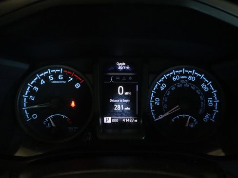 Used 2023 Toyota Tacoma TRD Sport V6 image 24