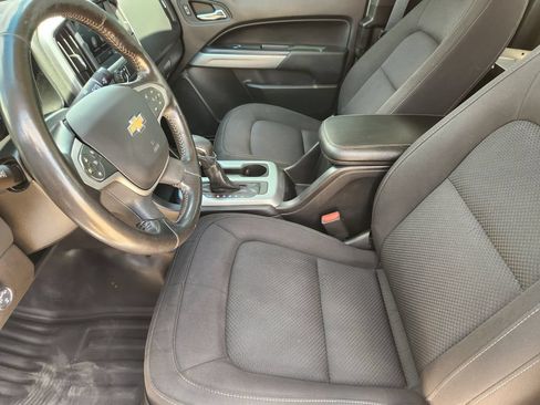 Used 2022 Chevrolet Colorado LT w/ Fleet Safety Package AWD/4WD image 13