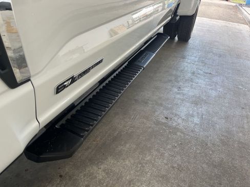 Used 2025 Ford F350 XLT AWD/4WD image 5