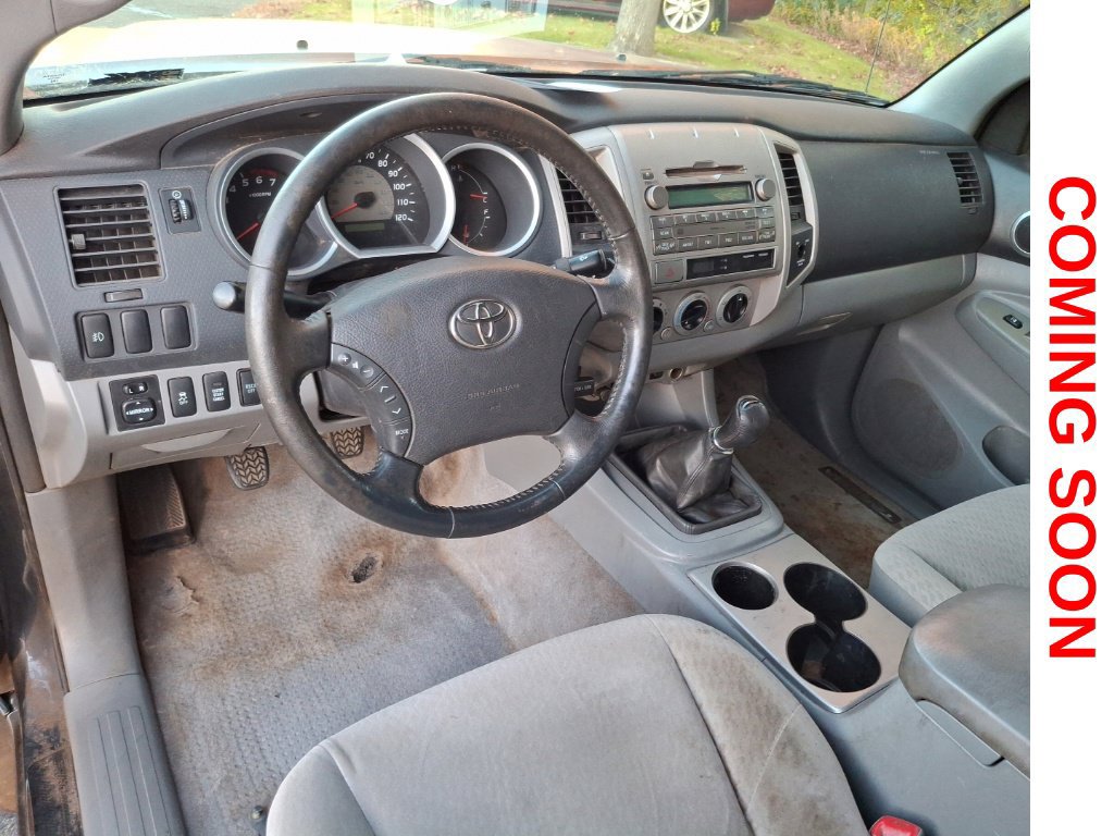 Used 2010 Toyota Tacoma 4x4 Access Cab V6 image 10