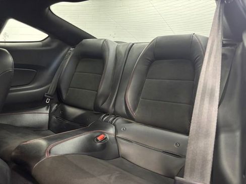 Used 2021 Ford Mustang GT Premium w/ Equipment Group 401A image 9