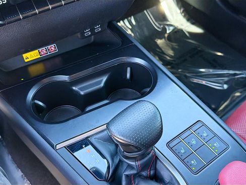 Used 2024 Lexus UX 250h F Sport image 29