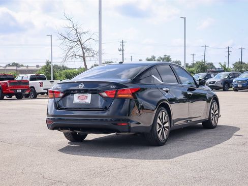 Used 2021 Nissan Altima 2.5 SV image 5