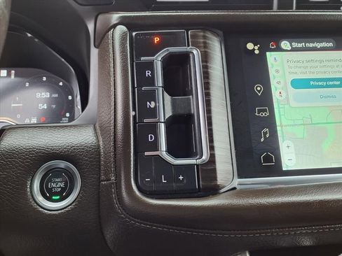 Used 2022 GMC Yukon XL Denali image 8