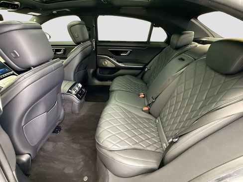 Certified 2025 Mercedes-Benz S 580 4MATIC Sedan image 20