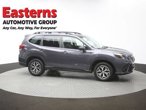 Used 2022 Subaru Forester Premium AWD/4WD image 50