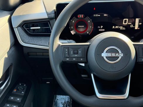 New 2026 Nissan Kicks S image 19