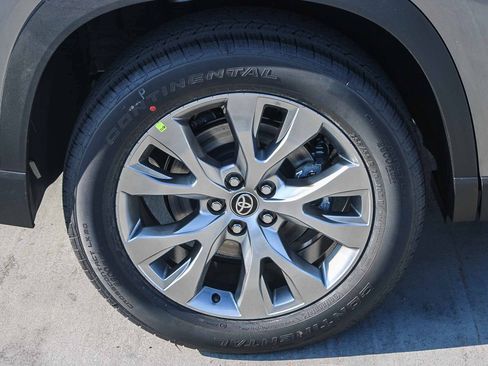 New 2026 Toyota Grand Highlander AWD Hybrid image 12