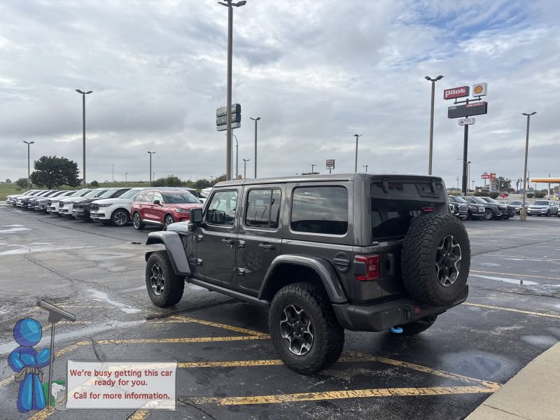 Used 2021 Jeep Wrangler Unlimited Rubicon 4xe w/ Cold Weather Group AWD/4WD image 3