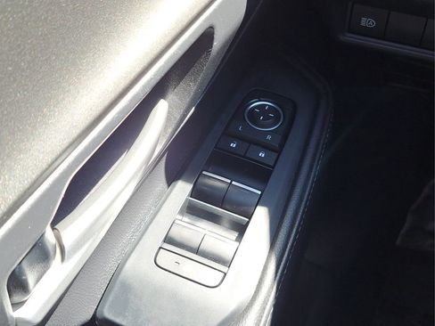 Used 2025 Toyota Grand Highlander AWD image 24