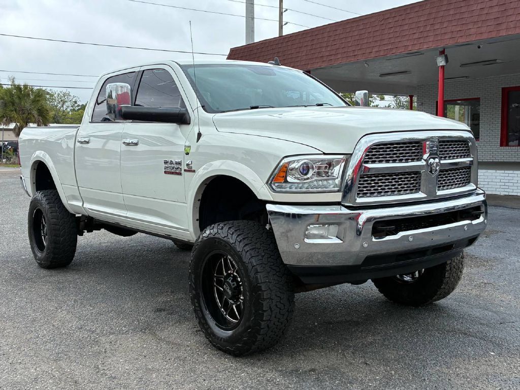 Used 2018 RAM 2500 Laramie w/ Convenience Group AWD/4WD image 8