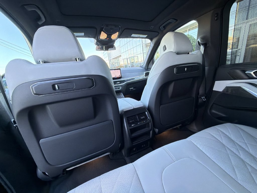 Used 2024 BMW X5 xDrive40i AWD/4WD image 20