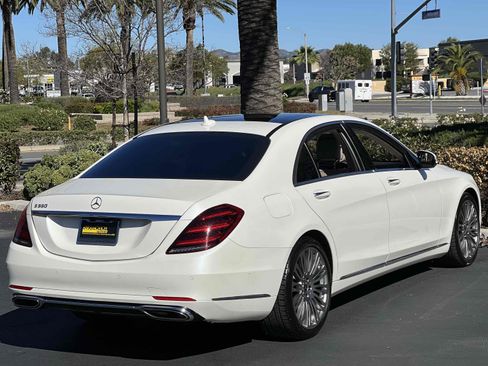 Used 2019 Mercedes-Benz S 560 Sedan image 23