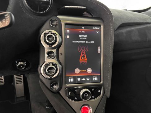 Used 2019 McLaren 720S Performance image 20