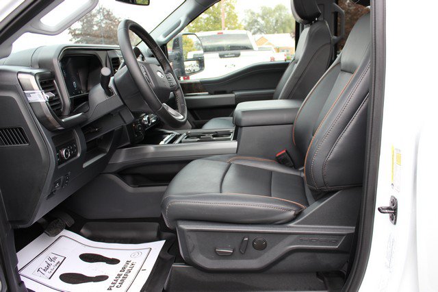 Used 2026 Ford F350 Lariat w/ Black Appearance Package AWD/4WD image 10