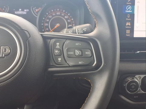 Used 2024 Jeep Wrangler Sport AWD/4WD image 24