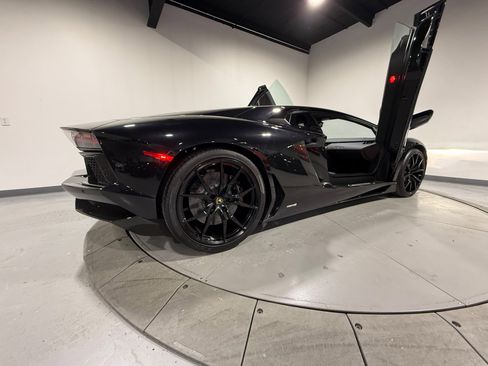 Used 2014 Lamborghini Aventador LP 700-4 image 36