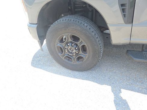 Used 2024 Ford F250 XL w/ STX Appearance Package AWD/4WD image 18